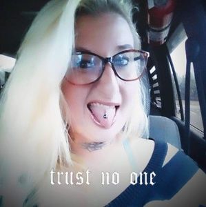 Meet your Posher, Tarah